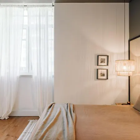 Апартаменты Karoo - 2 Bedrooms And Terrace In Santo Antonio Лиссабон