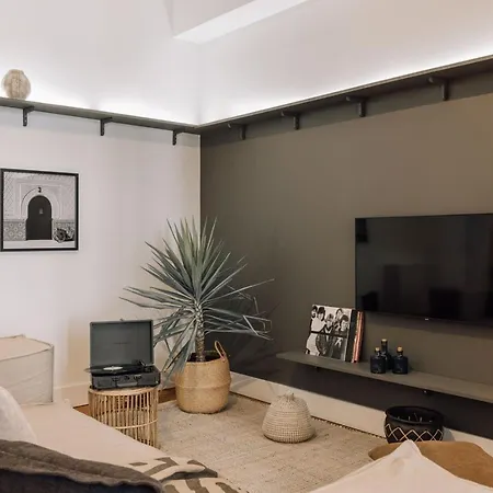 Karoo - 2 Bedrooms And Terrace In Santo Antonio Лиссабон